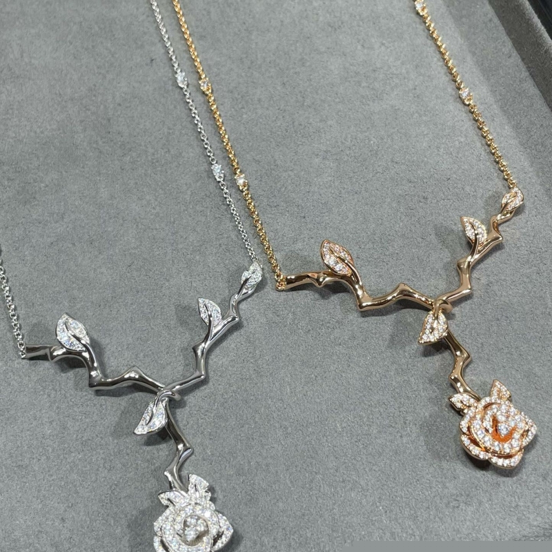 ch**an D*or necklaces